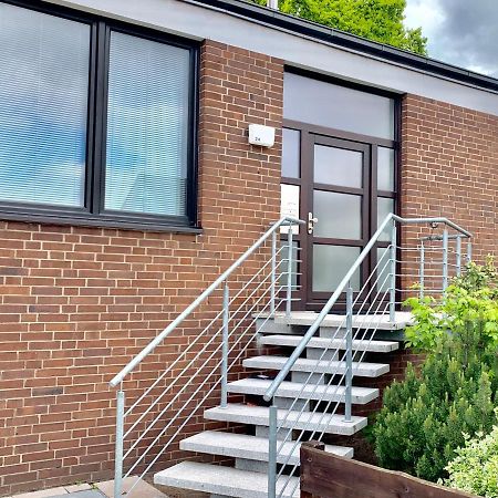 Moderner Bungalow, 20 Minuten Bis Hannover City, 24H Check-In Garbsen Esterno foto