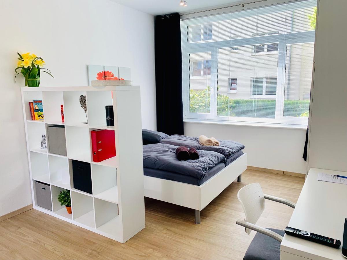 Moderner Bungalow, 20 Minuten Bis Hannover City, 24H Check-In Garbsen Esterno foto
