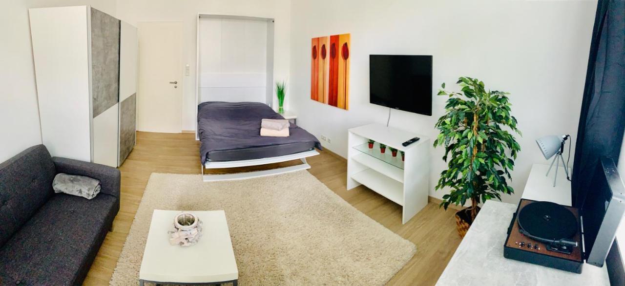 Moderner Bungalow, 20 Minuten Bis Hannover City, 24H Check-In Garbsen Esterno foto