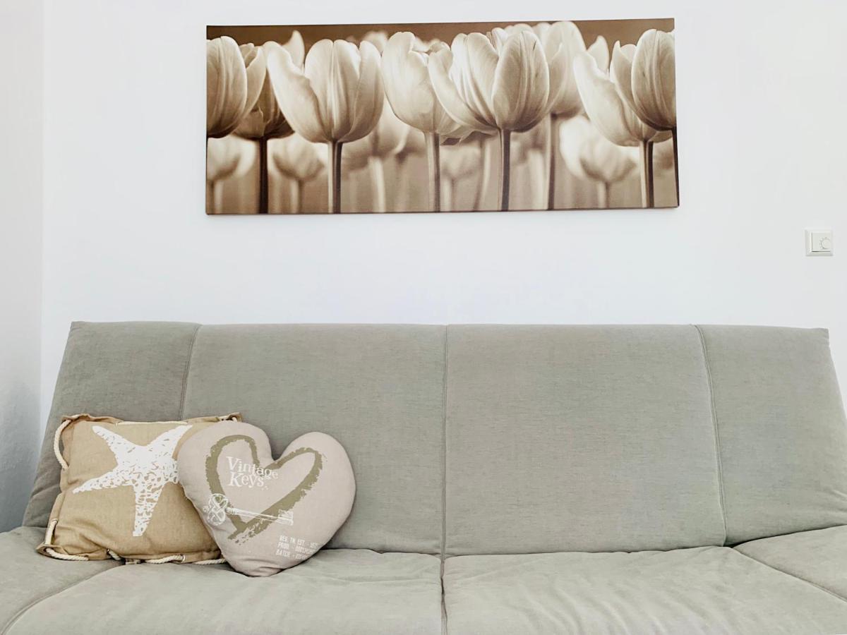 Moderner Bungalow, 20 Minuten Bis Hannover City, 24H Check-In Garbsen Esterno foto
