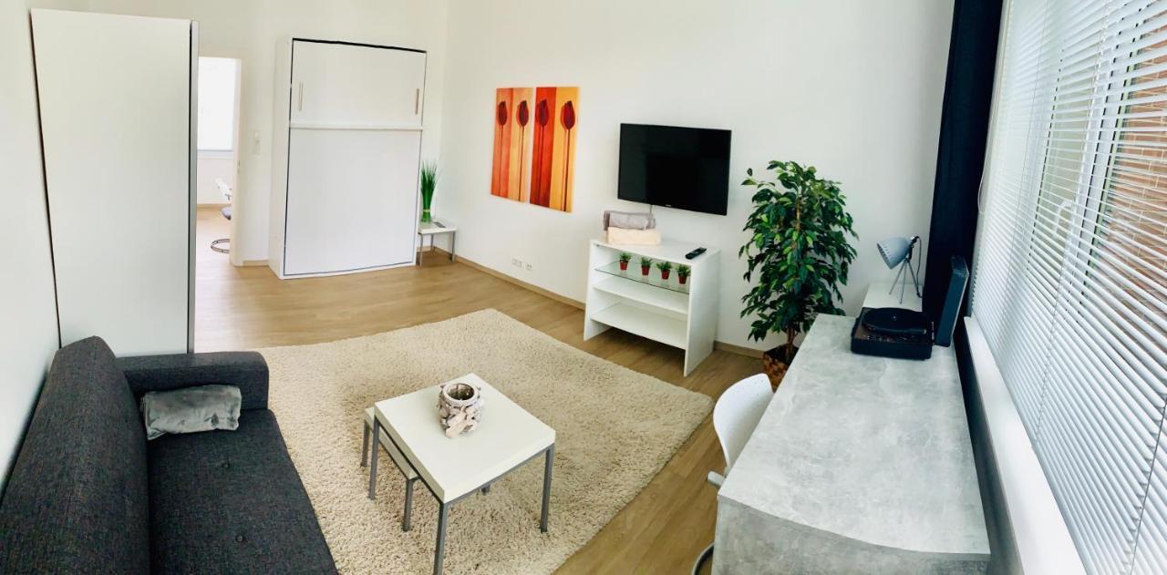 Moderner Bungalow, 20 Minuten Bis Hannover City, 24H Check-In Garbsen Esterno foto